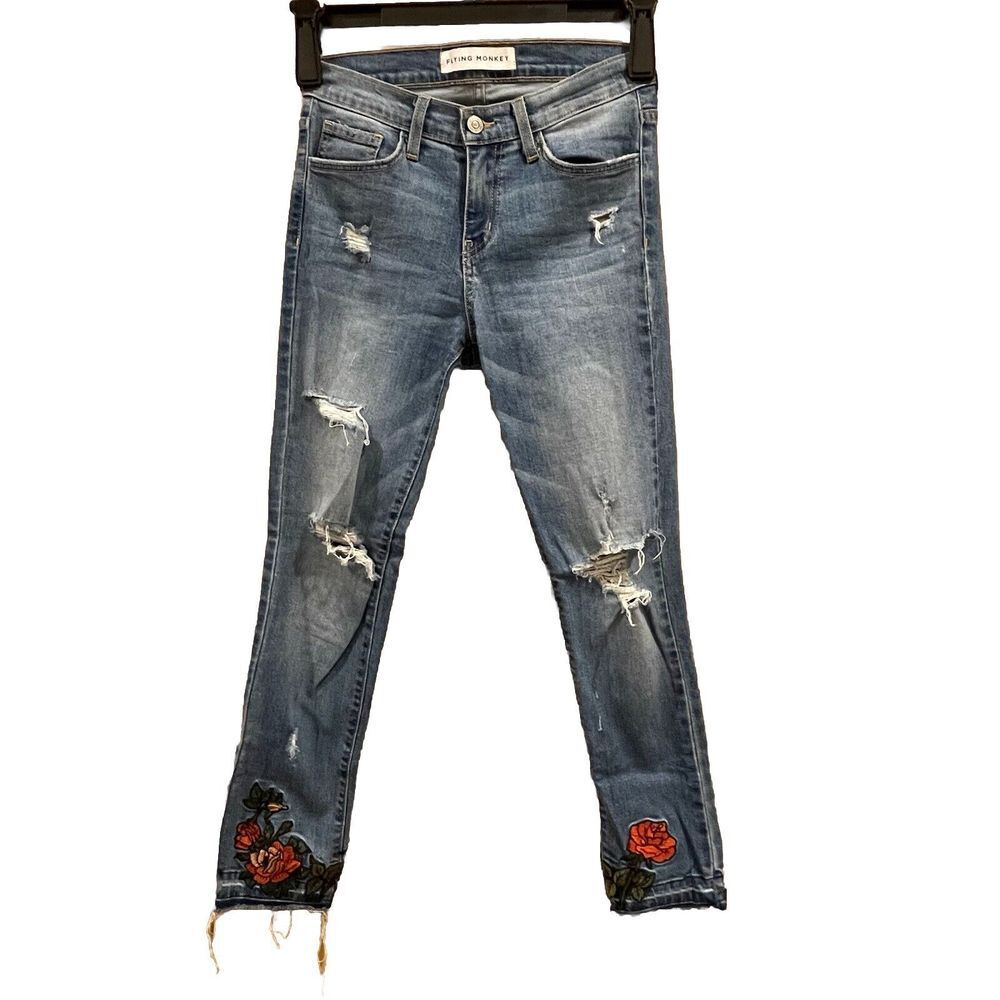 Flying Monkey Distressed Light Wash Rose Patch Jeans, Size 26 100% Cotton Grunge